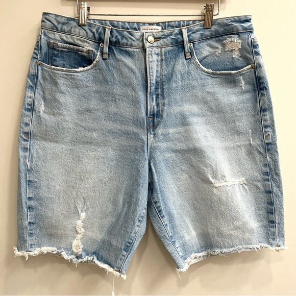 Good American Pants - Good American long length denim cut off shorts light wash 9” inseam size 12